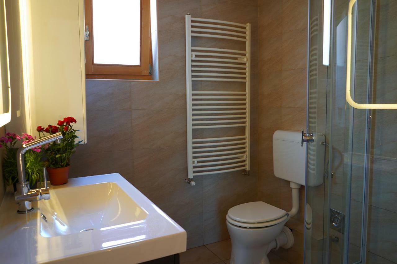 Buda Side Budakeszi Ngoại thất bức ảnh